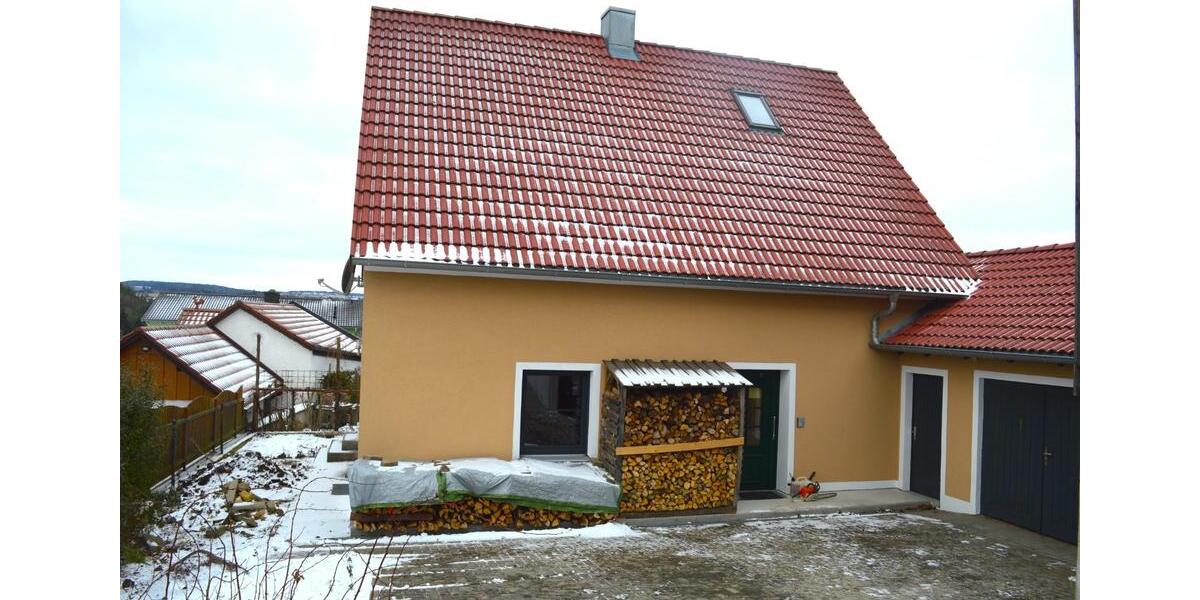 Kernsanierte, energieeffiziente Erdgeschosswohnung mit Garten 2 zimmer