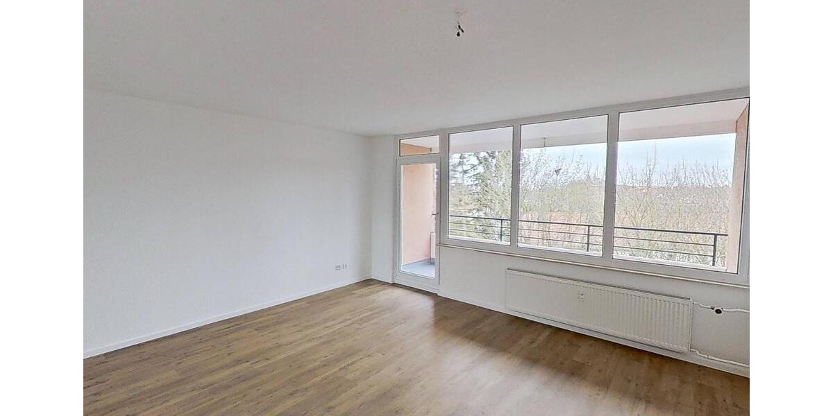 Etagenwohnung Celle - 3 Zimmer, 82 m&sup2;, 699&euro; | Angebot:25807696