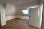 Dachgeschoßwohnung Wiehl - 2 Zimmer, 75 m&sup2;, 910&euro; | Angebot:24697644