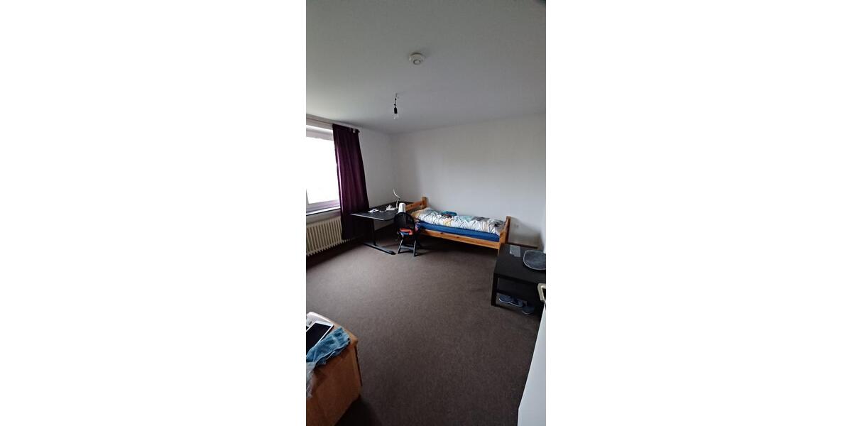 Etagenwohnung Emden Rysumer Landstraße - 3 Zimmer, 87 m&sup2;, 550&euro; | Angebot:24869464