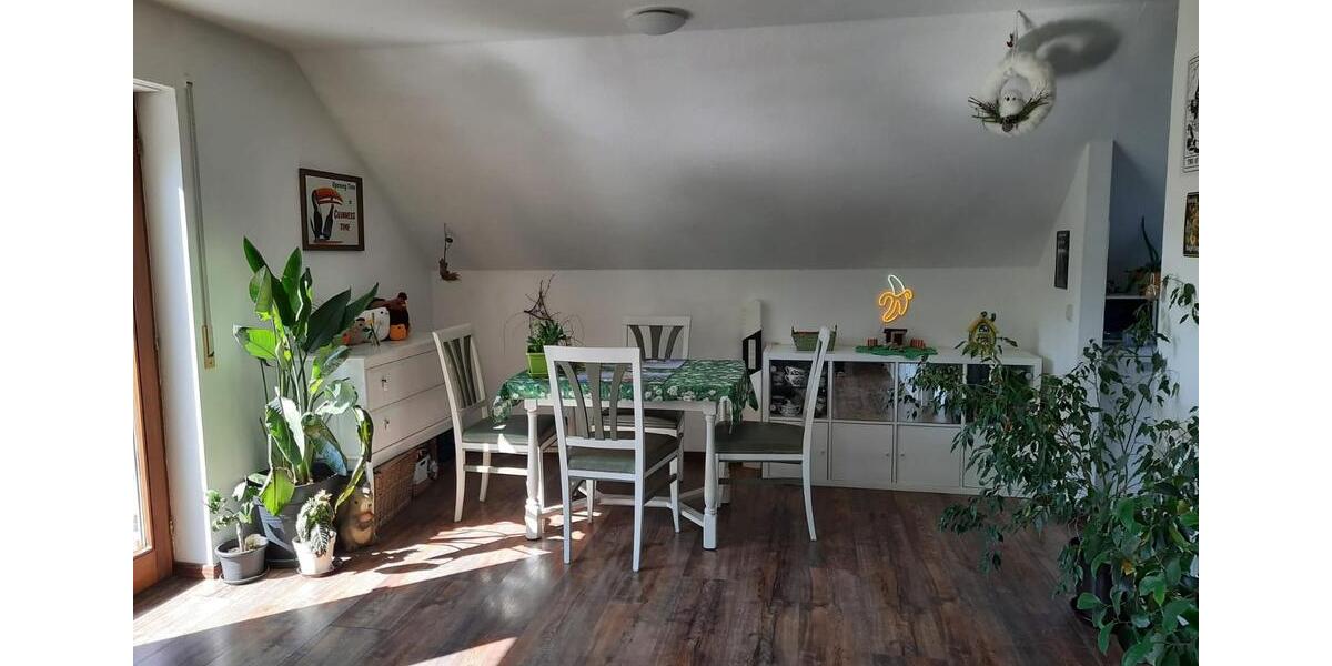 Dachgeschoßwohnung Bad Wildbad - 2.5 Zimmer, 53 m&sup2;, 510&euro; | Angebot:25933505