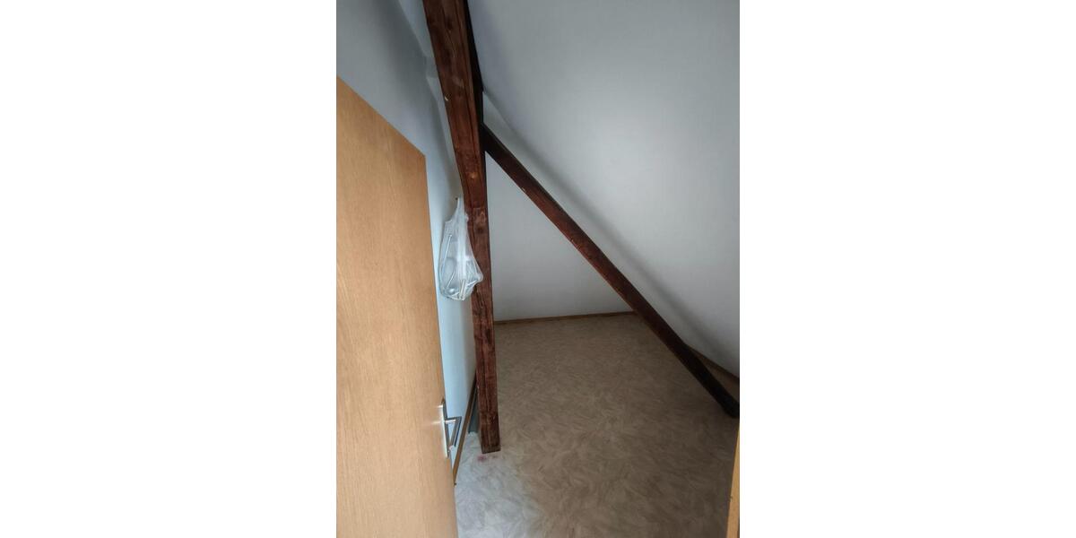 Dachgeschoßwohnung Grimma - 2 Zimmer, 60 m&sup2;, 475&euro; | Angebot:25935176