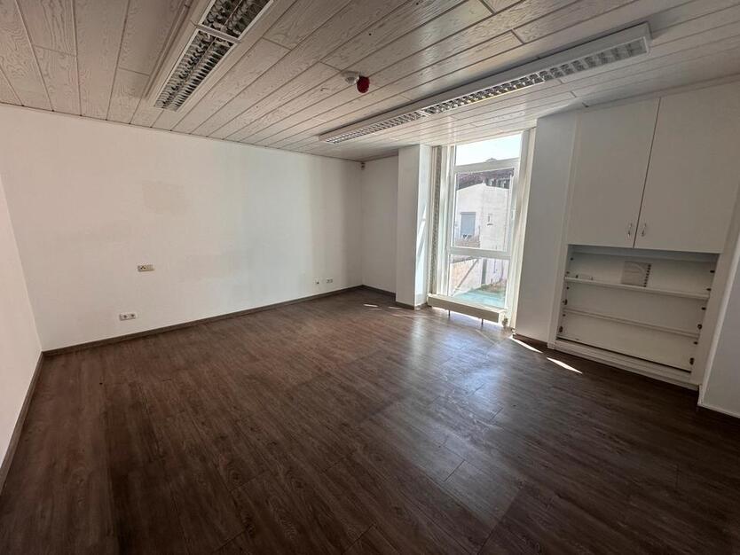 Helle und großzügige Bürofläche in Groß-Umstadt – provisionsfrei