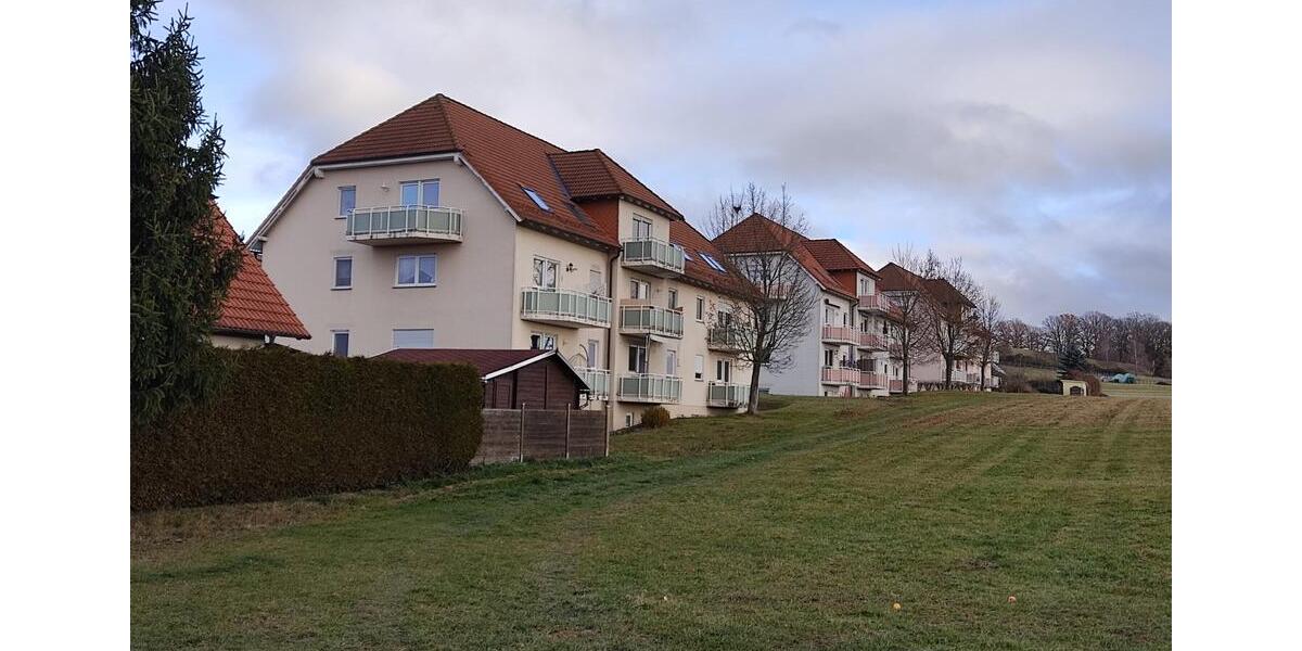 Schöne 1-Raum-Wohnung mit Balkon und Stellplatz OT Gräfinau 1 zimmer