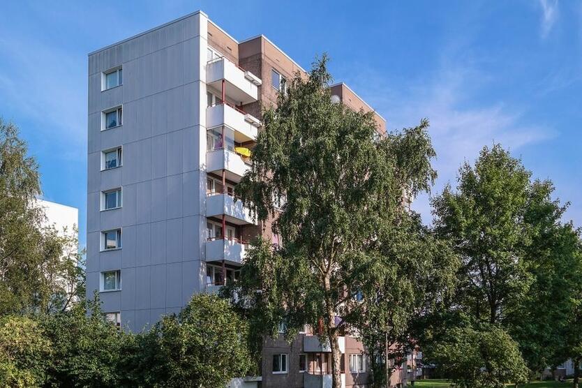 Familienfreundliche Wohnung mit Aufzug im Haus zimmer