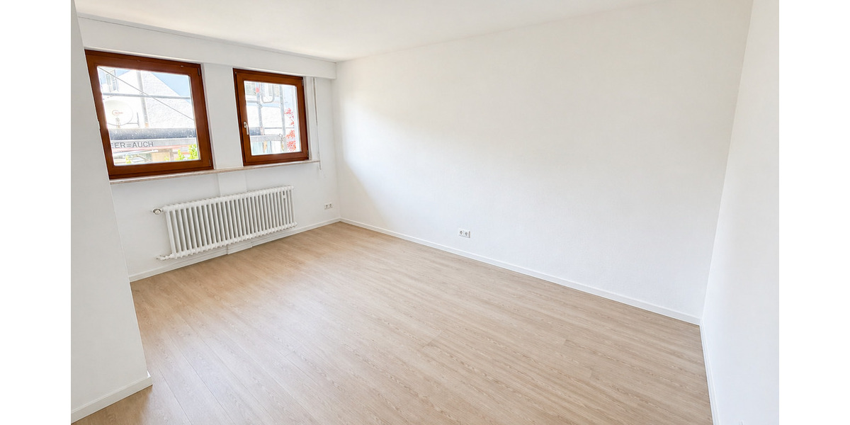 Mehrfamilienhaus, Wohnhaus Filderstadt Bernhausen - 6 Zimmer, 155 m&sup2;, 1.950&euro; | Angebot:26378203