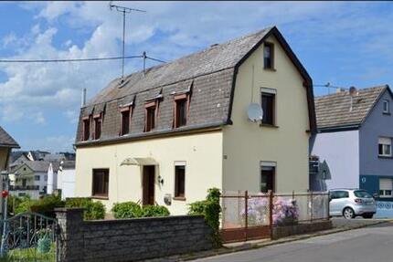 Haus Kruft - 3 Zimmer, 90 m&sup2;, 1.100&euro; | Angebot:27656199