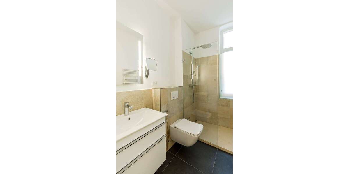 Etagenwohnung Wiesbaden Nordost - 3 Zimmer, 110 m&sup2;, 2.590&euro; | Angebot:27072554