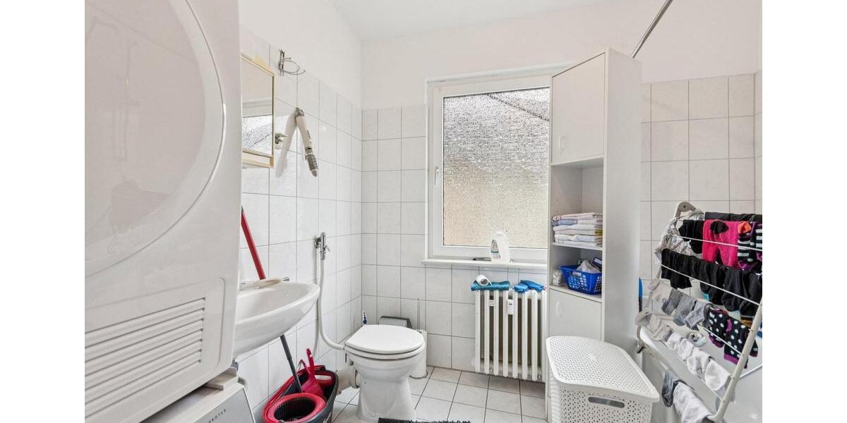 Etagenwohnung Essen Südviertel - 5.5 Zimmer, 110 m&sup2;, 1.650&euro; | Angebot:26547022