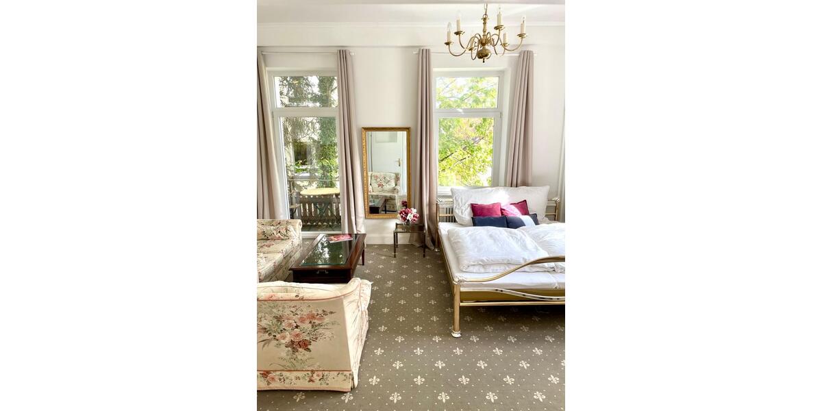 Wohnen auf Zeit Baden-Baden Baden - 1.5 Zimmer, 47 m&sup2;, 1.350&euro; | Angebot:25381713