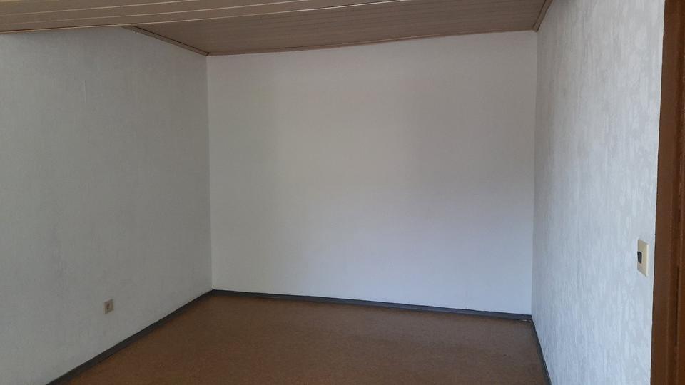 Erdgeschoßwohnung Salzatal - 3 Zimmer, 79 m&sup2;, 260&euro; | Angebot:25637923
