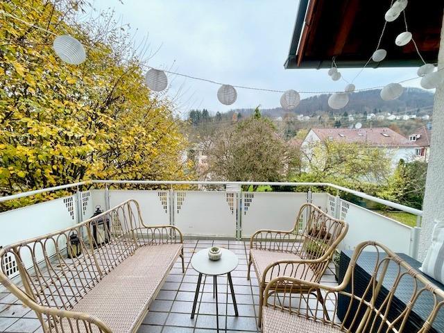 Albstadt; Großzügige Doppelhaushälfte mit Garten, Garage zw. Stadtmitte & Gymnasium 6 zimmer