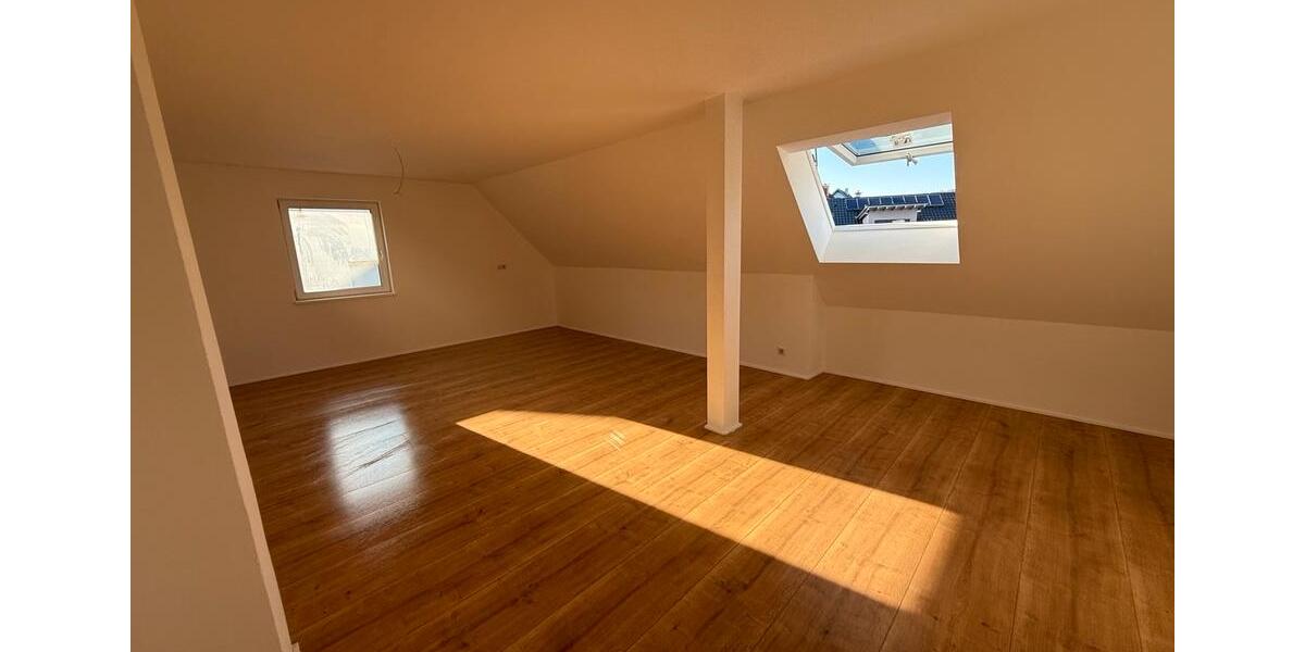 Dachgeschoßwohnung Frammersbach - 4 Zimmer, 100 m&sup2;, 850&euro; | Angebot:24705710