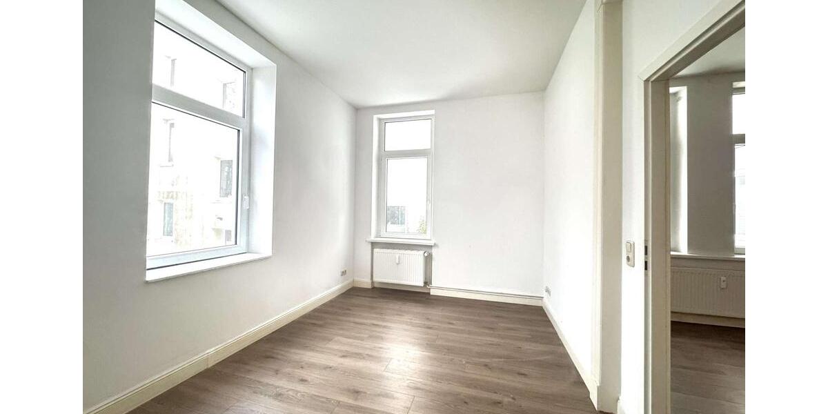 Hochparterre Schwerin - 4 Zimmer, 100 m&sup2;, 850&euro; | Angebot:24827383