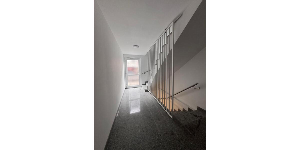 Etagenwohnung Duisburg Mittelmeiderich - 4 Zimmer, 93 m&sup2;, 1.150&euro; | Angebot:26652868