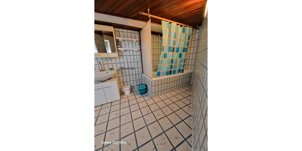 Wohnen auf Zeit Wegberg - 4 Zimmer, 110 m&sup2;, 12&euro; | Angebot:24901271