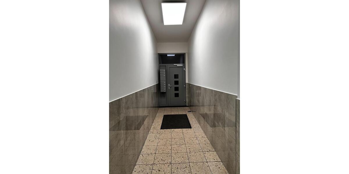 Dachgeschoßwohnung Neuss - 3 Zimmer, 75 m&sup2;, 1.675&euro; | Angebot:24729792