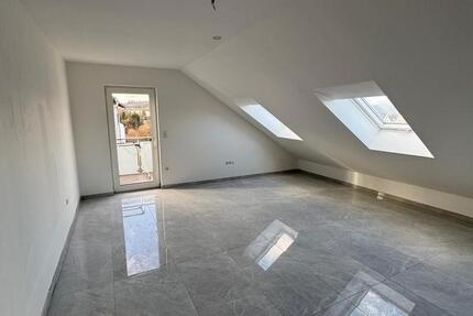 Wohnung Kreuztal - 2 Zimmer, 65 m&sup2;, 900&euro; | Angebot:24840517