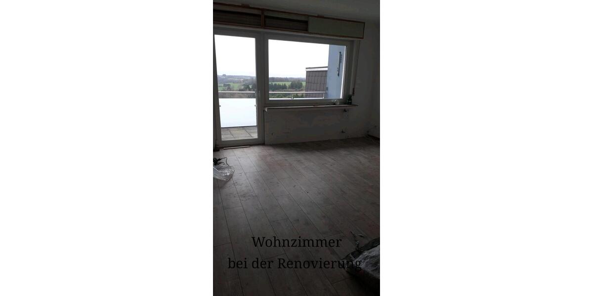 Etagenwohnung Halver - 3 Zimmer, 86 m&sup2;, 590&euro; | Angebot:26032992