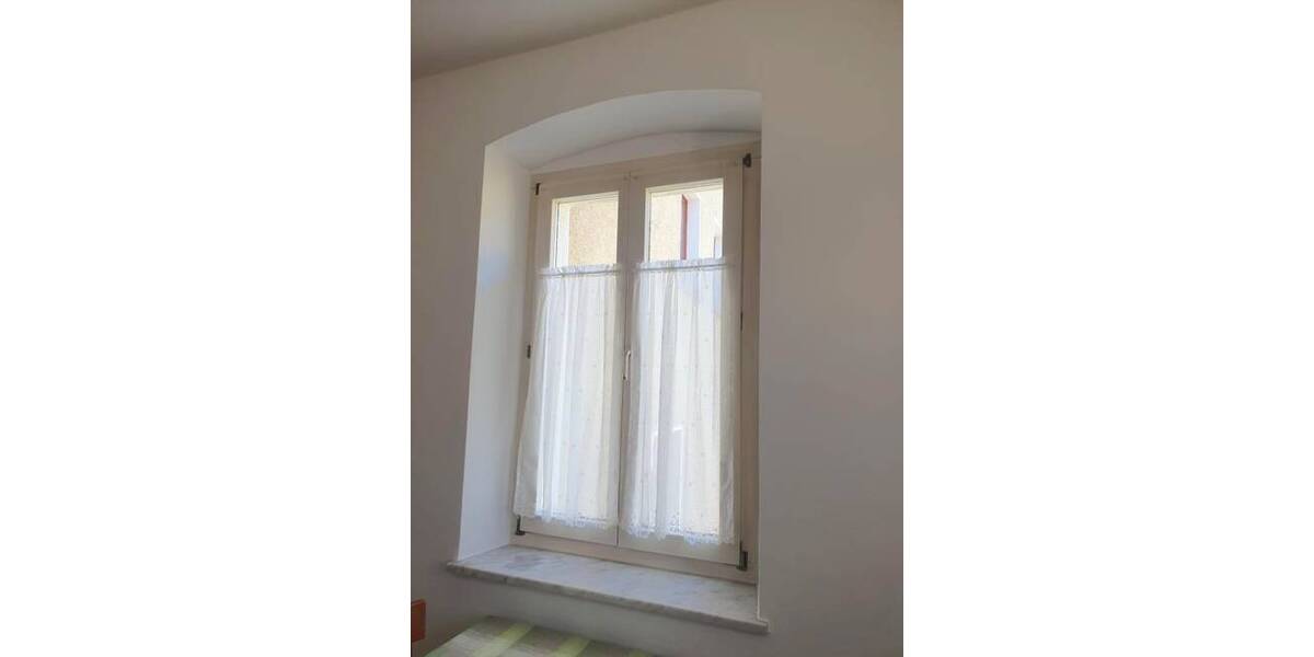 Etagenwohnung Burglengenfeld - 2 Zimmer, 76 m&sup2;, 532&euro; | Angebot:26276084