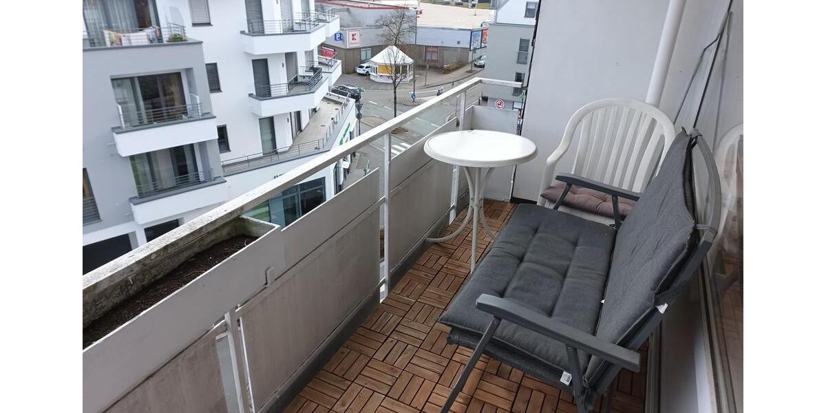 Etagenwohnung Reinbek - 3 Zimmer, 90 m&sup2;, 1.250&euro; | Angebot:25989398