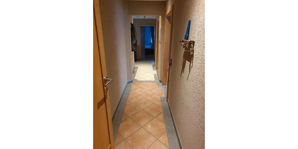 Etagenwohnung Rehling - 2.5 Zimmer, 90 m&sup2;, 700&euro; | Angebot:26025687