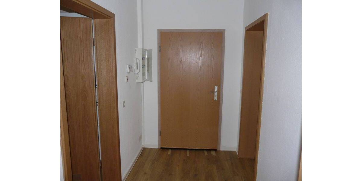 Etagenwohnung Grimma - 3 Zimmer, 75 m&sup2;, 400&euro; | Angebot:21575681