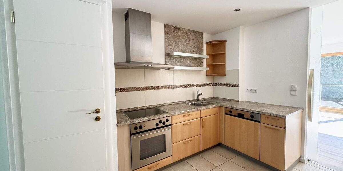 Etagenwohnung Kaiserslautern Innenstadt - 3 Zimmer, 107 m&sup2;, 1.150&euro; | Angebot:25691249