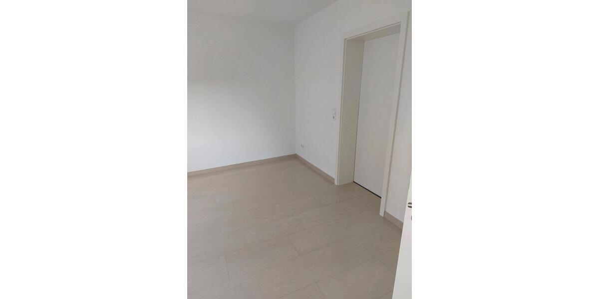 Etagenwohnung Birkenfeld - 2.5 Zimmer, 87 m&sup2;, 950&euro; | Angebot:22169719