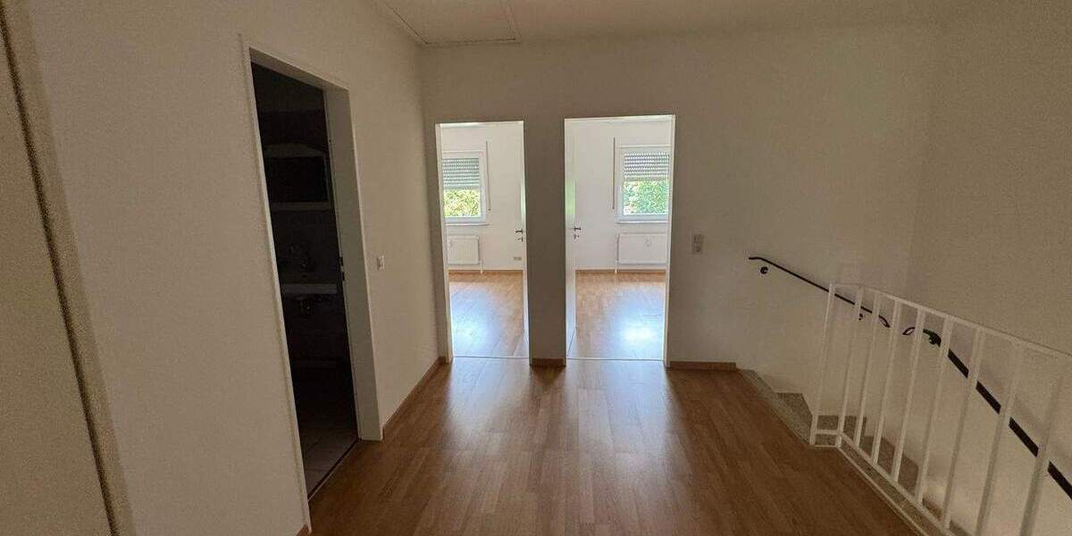 Reihenmittelhaus Binsfeld - 4 Zimmer, 122 m&sup2;, 979&euro; | Angebot:25693097