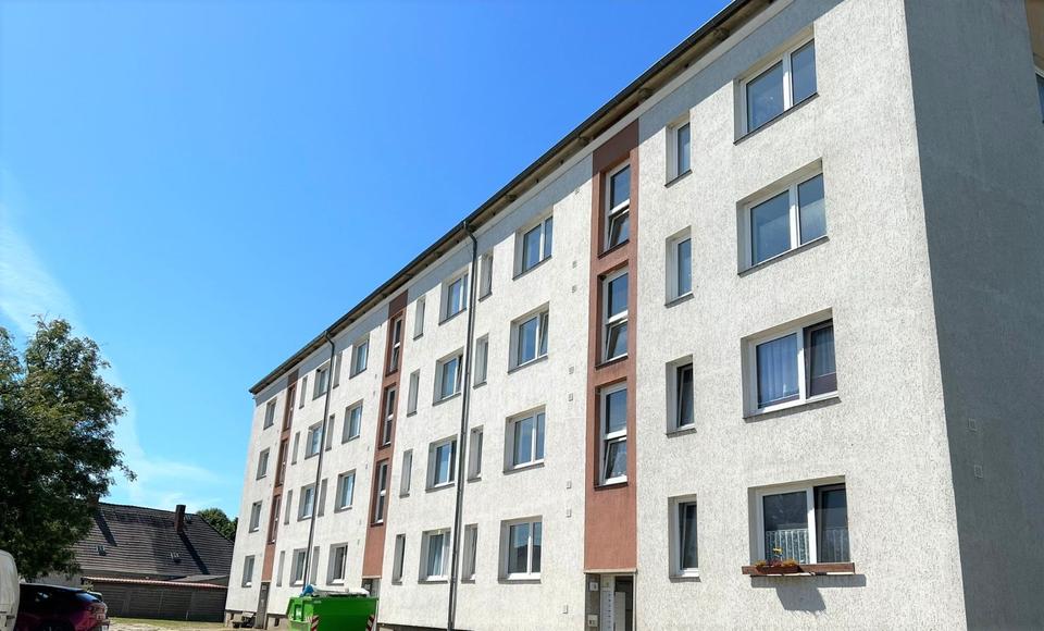 Etagenwohnung Löcknitz - 3 Zimmer, 66 m&sup2;, 326&euro; | Angebot:12327147