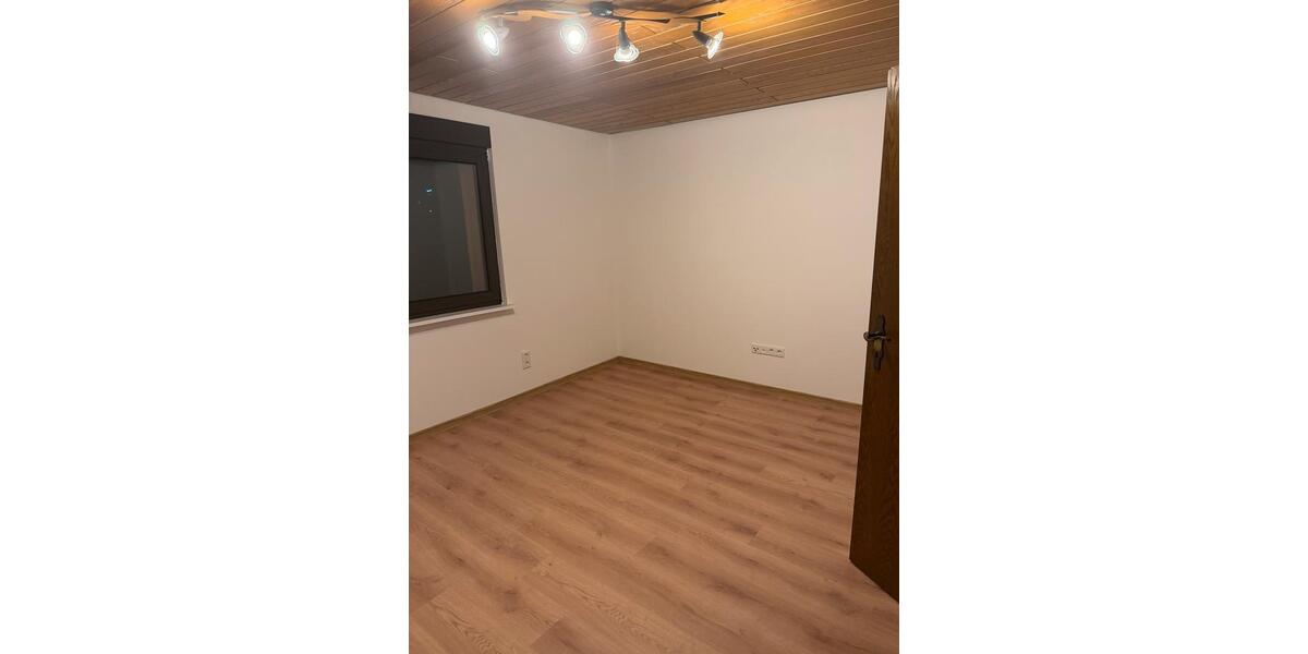 Sanierte Wohnung in 74834 Elztal-Auerbach 4 zimmer