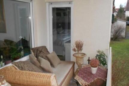 1 WG Zimmer vollmöbiliert + Balkon in 3 er WG, S-Bahn Nah 1 zimmer