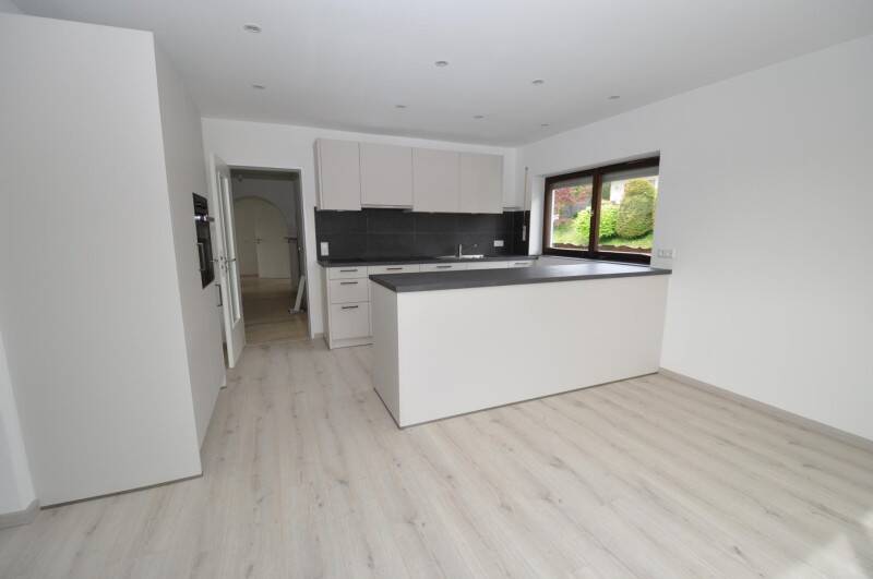 Etagenwohnung Gaienhofen-Hemmenhofen Hemmenhofen - 4 Zimmer, 131 m&sup2;, 1.450&euro; | Angebot:26545146
