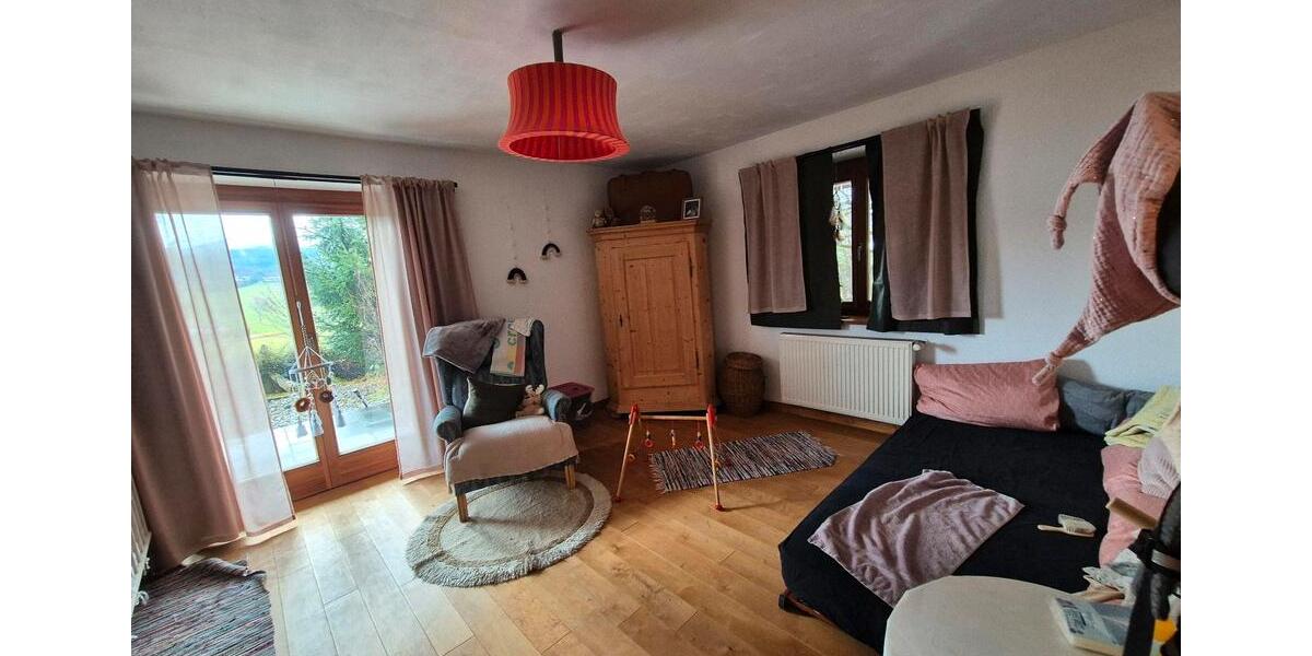 Befristete Untervermietung: 4 Zimmer Wohnung 15.April bis 14.Juni 4 zimmer