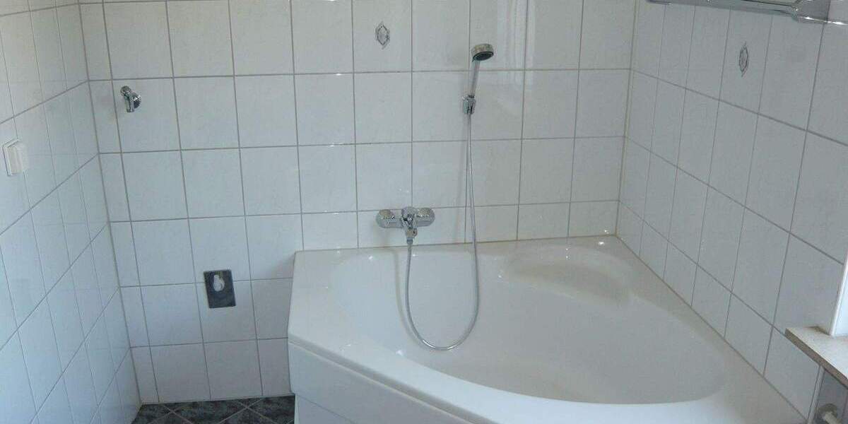 Wunderschöne 3-Zimmer-Komfort-Wohnung, direkt im königlichen Staatsbad! 3 zimmer