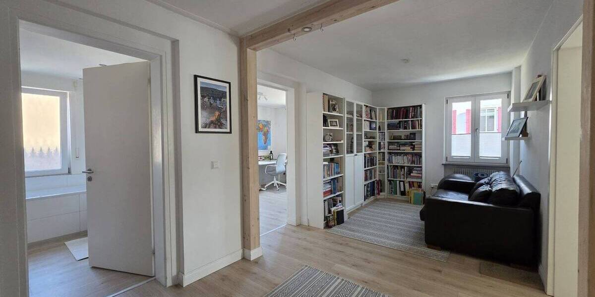 Doppelhaushälfte Kandern - 6 Zimmer, 157 m&sup2;, 2.050&euro; | Angebot:26819746
