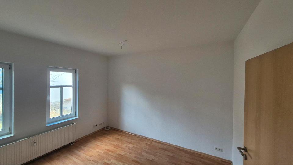 Erdgeschoßwohnung Ilmenau Frauenwald - 2.5 Zimmer, 80 m&sup2;, 550&euro; | Angebot:25552942