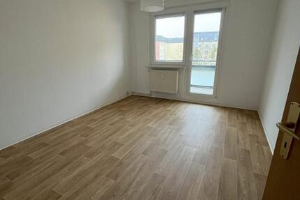 Wohnung Prenzlau - 4 Zimmer, 75 m&sup2;, 509&euro; | Angebot:23766226