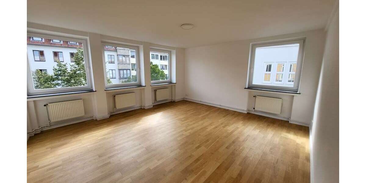 Etagenwohnung Hildesheim - 4 Zimmer, 101 m&sup2;, 909&euro; | Angebot:27439836