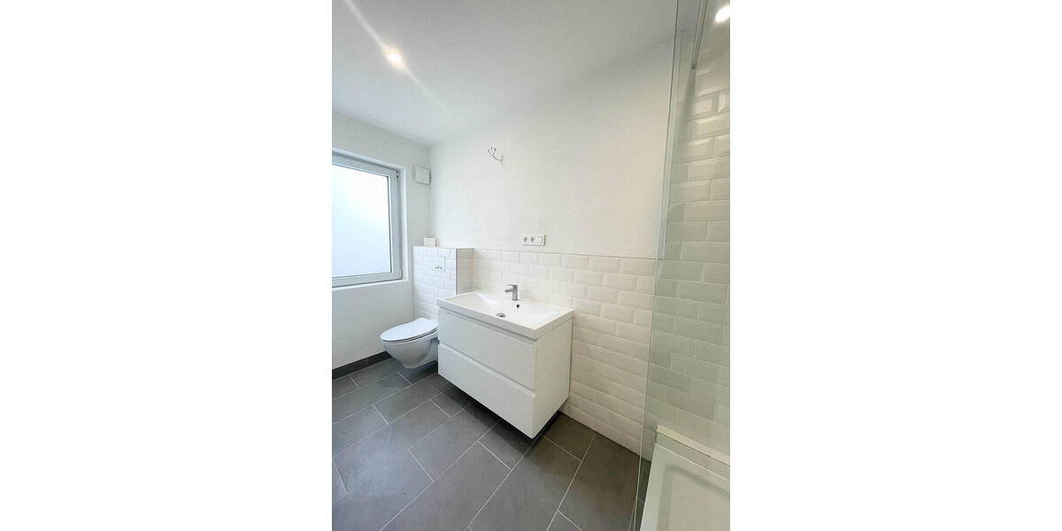 Doppelhaushälfte Mannheim Gartenstadt - 6 Zimmer, 152 m&sup2;, 1.885&euro; | Angebot:26092845