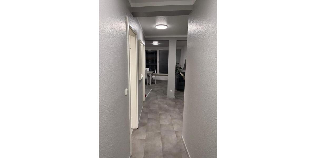 Etagenwohnung Düsseldorf - 2 Zimmer, 70 m&sup2;, 1.650&euro; | Angebot:26045515