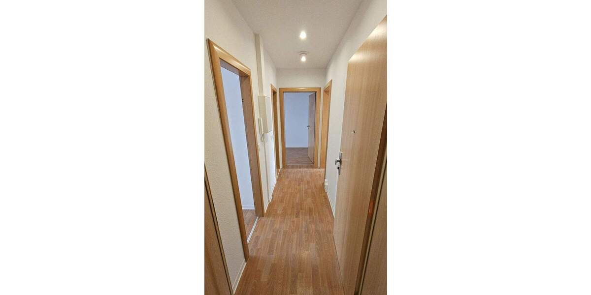 Etagenwohnung Zittau - 3 Zimmer, 57 m&sup2;, 330&euro; | Angebot:24531720