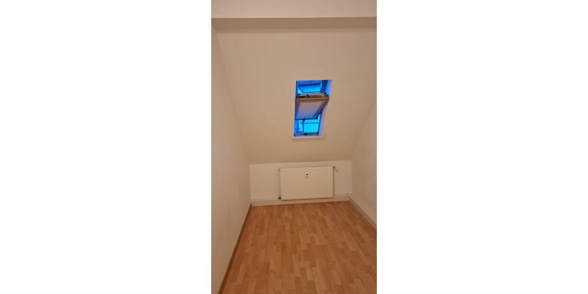 Etagenwohnung Arnstadt - 3 Zimmer, 60 m&sup2;, 435&euro; | Angebot:23217725