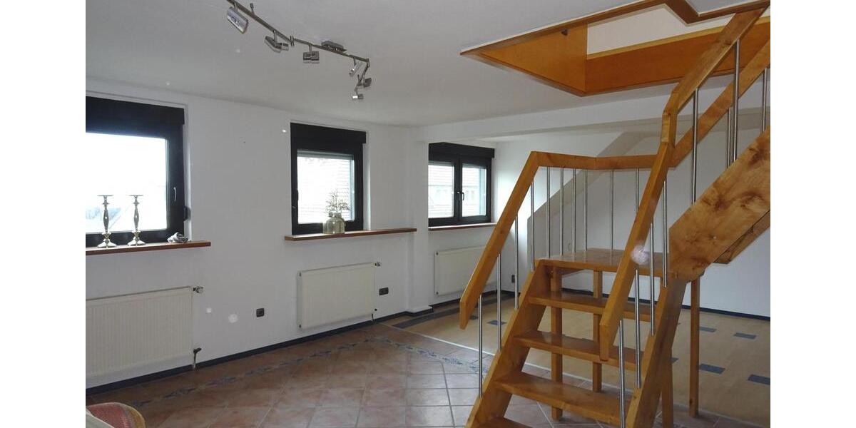 Dachgeschoßwohnung Bottrop Boy - 4.5 Zimmer, 140 m&sup2;, 1.050&euro; | Angebot:25650429