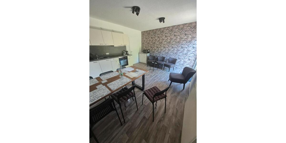 WG-Zimmer möbliert frei StudentenPraktikanten 6 zimmer