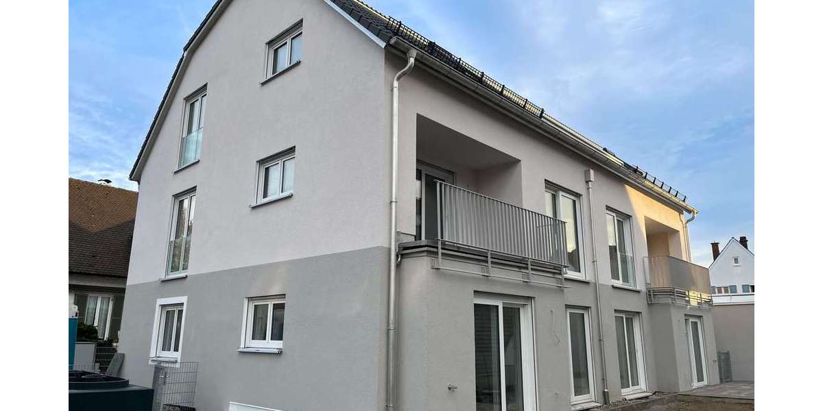 Etagenwohnung Dachau - 3 Zimmer, 95 m&sup2;, 1.900&euro; | Angebot:24536918