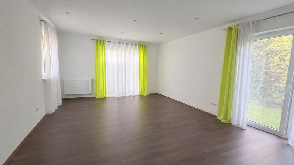Erdgeschoßwohnung Bad Zwischenahn - 4 Zimmer, 162 m&sup2;, 1.750&euro; | Angebot:26014554