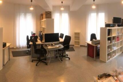 Kleines Büro 6-8 Arbeitsplätze Praxis Studio Loft zimmer