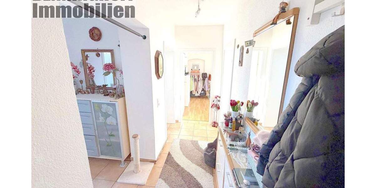 Etagenwohnung Holzwickede - 3 Zimmer, 65 m&sup2;, 560&euro; | Angebot:24810584